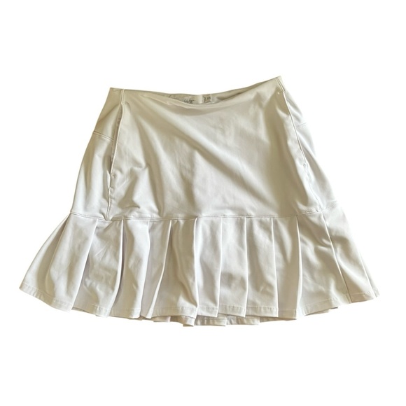 Lady Hagen Pleated White Golf Skort W/Shorts Size XS Hip Pockets Stretch - Picture 1 of 5